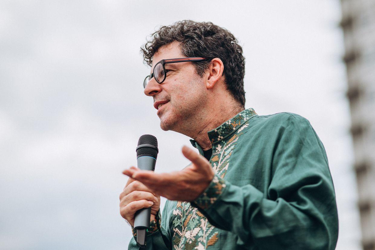 Philosopher Jason Stanley: 'Russia is explicitly fascist'