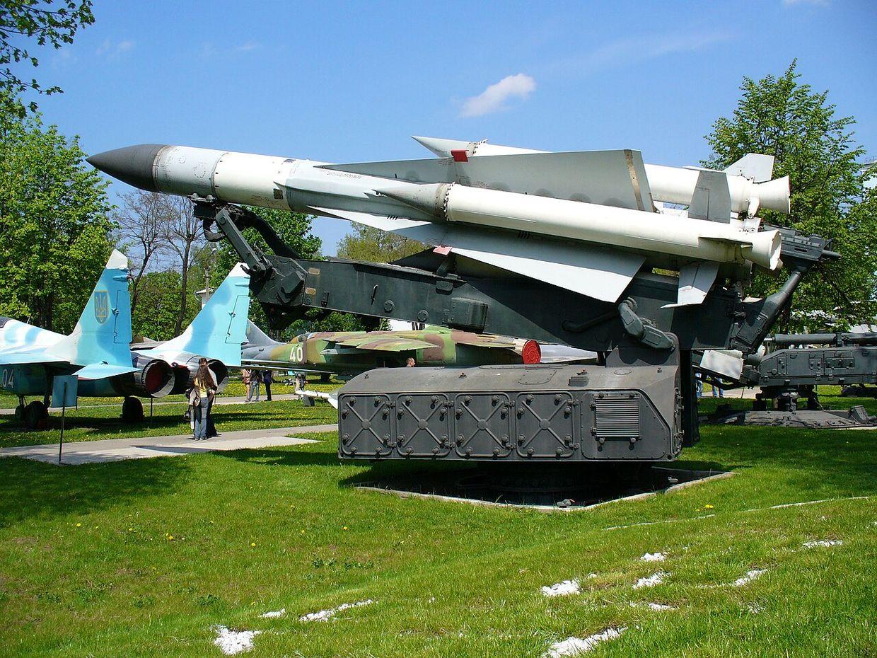 Russia claims downing Ukrainian missile, explosions reported in Kaluga and Tula oblasts