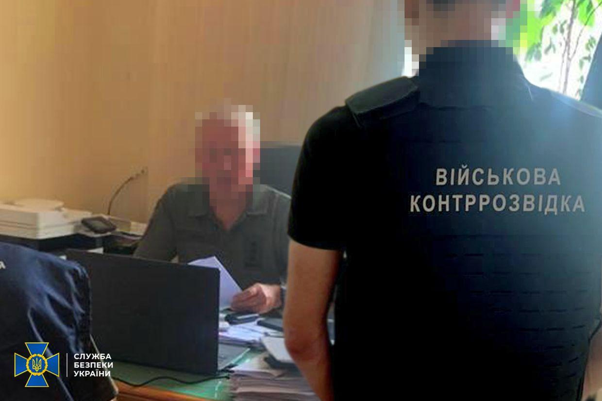 Defense Ministry official charged over loss of almost $430,000 in public funds