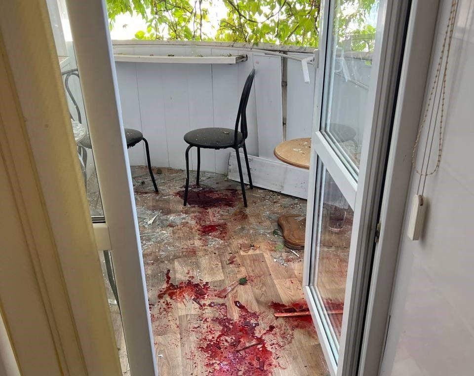 Russian strike against medical facility in Kherson kills doctor