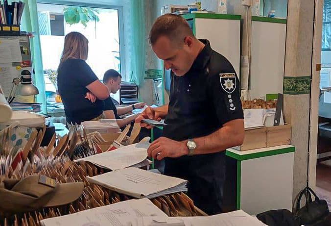 Two police officers under suspicion of negligence for Kyiv mass shooting response