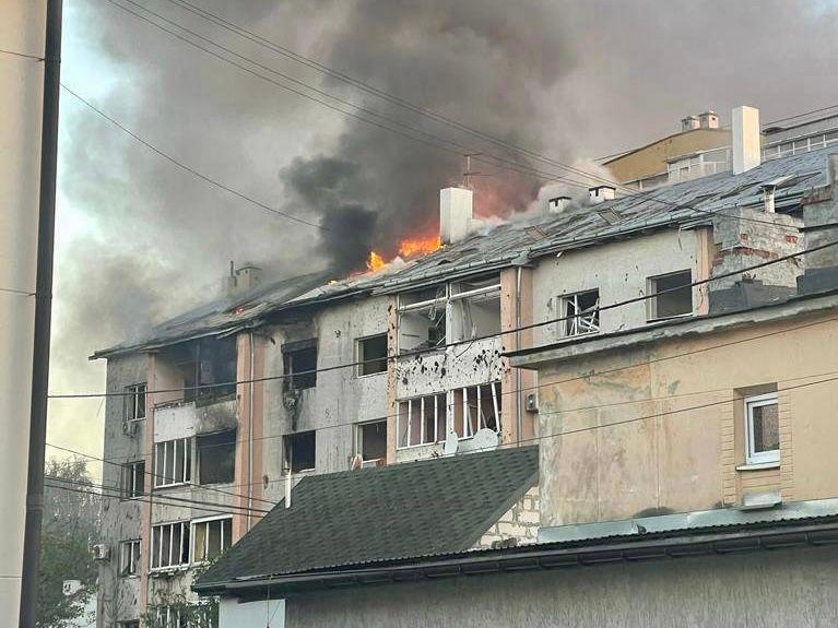 Russia launches mass missile strike on Ukraine, killing 3 people