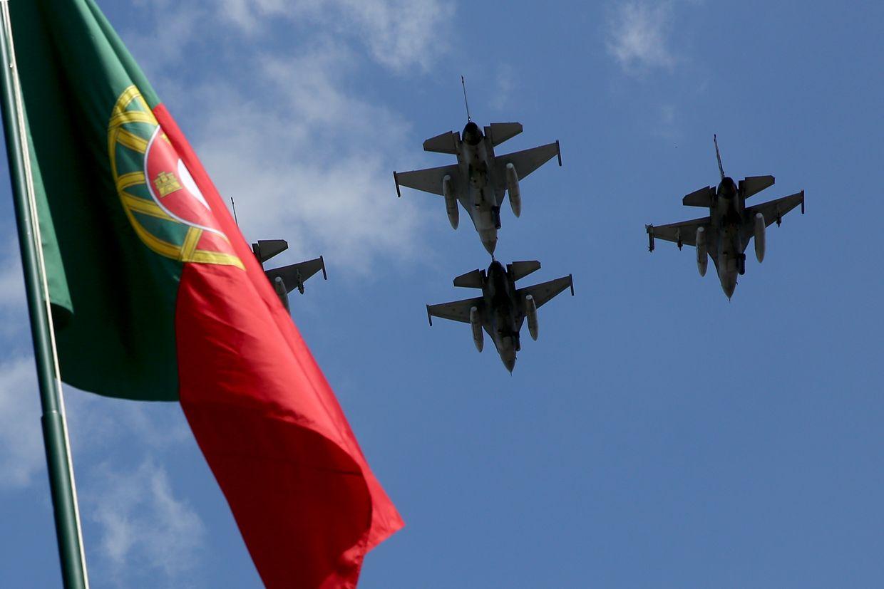 Zelensky: Portugal to train Ukrainian pilots on F-16s