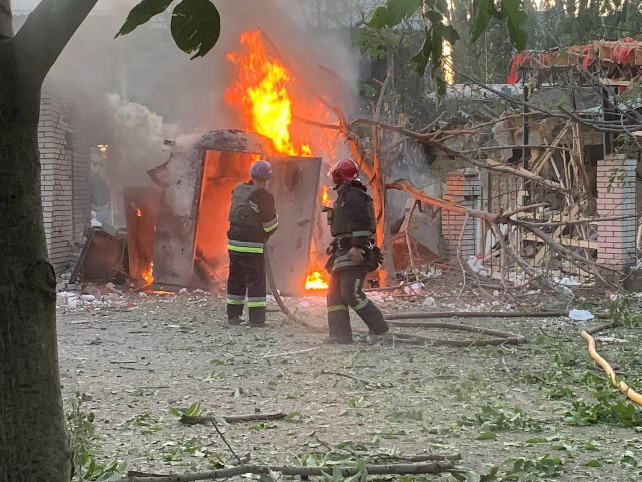 Update: 2 killed, 1 resuscitated after Russian missile strike against Zaporizhzhia