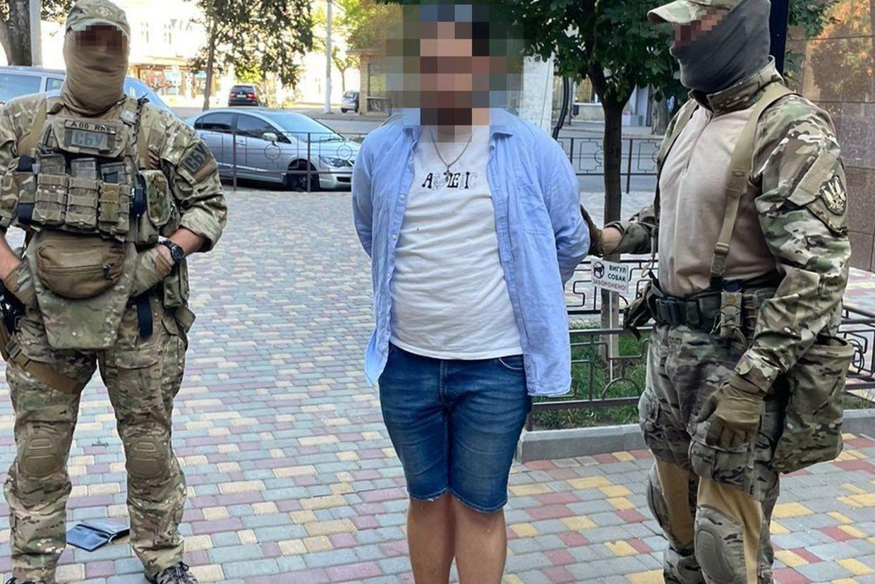 SBU detains ex-clergyman for helping men avoid mobilization as fake 'missionaries'