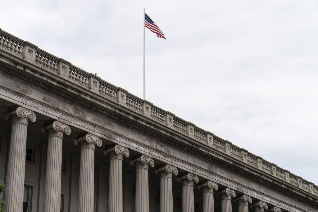 US announces new sanctions targeting Russia's military-linked elites, industrial base