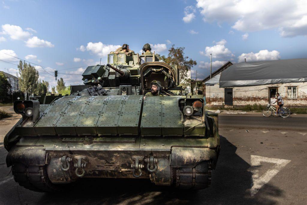 Poll: Majority of Americans support continued aid for Ukraine