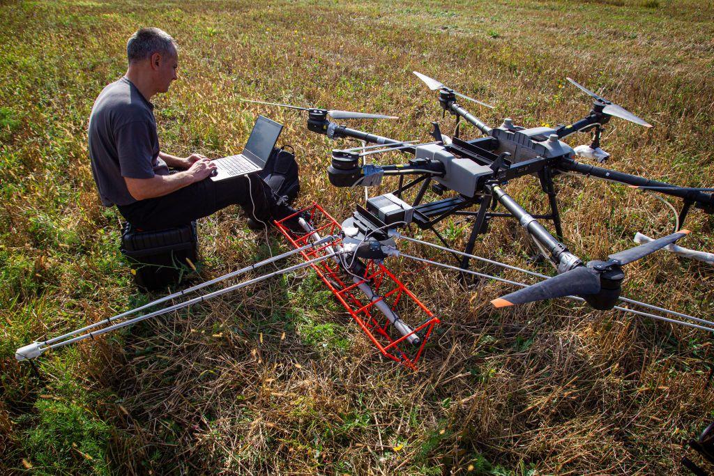 Ukraine's Education Ministry to include drone operation courses in school curriculum