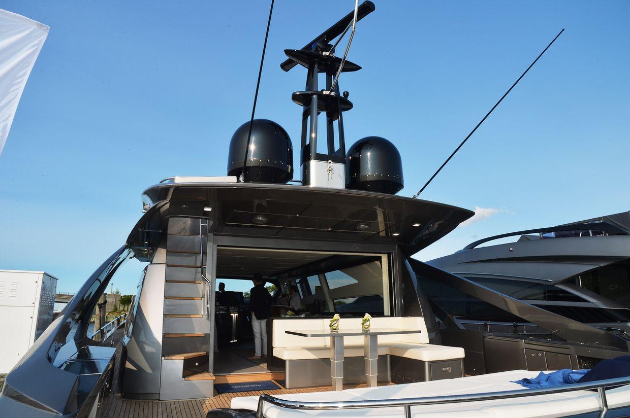 Media: Medvedchuk acquires yacht worth over $9 million