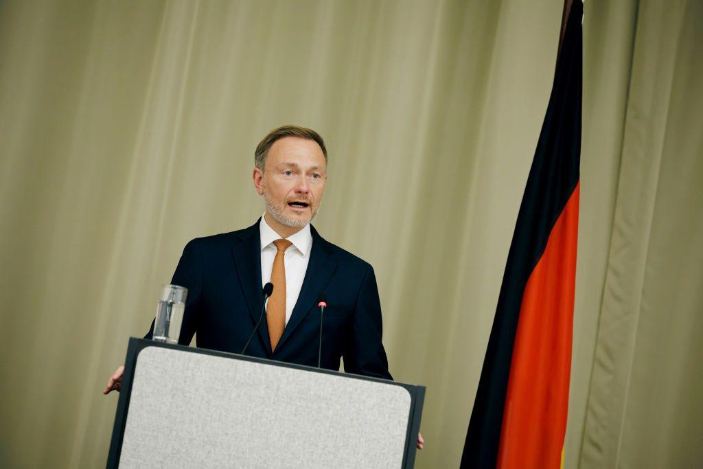 German minister: US financial aid 'indispensable' for Ukraine