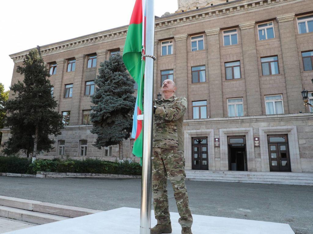 Azerbaijani President raises flag in Nagorno-Karabakh capital