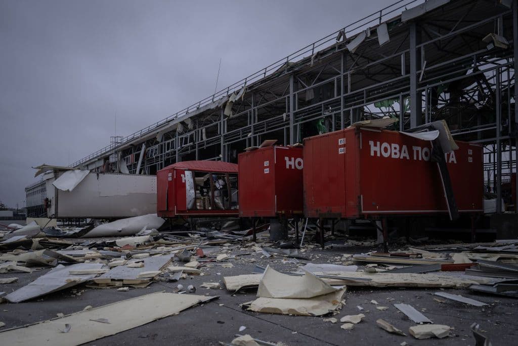 Death toll of Russian attack on Nova Poshta depot rises to 7