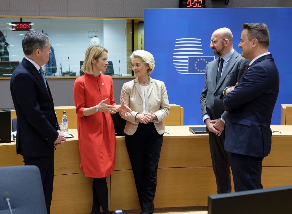 EU affirms security commitments to Ukraine, pledges winter aid