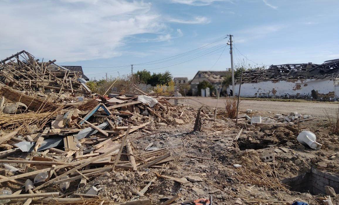 Russian attacks kill 2, injure 20 in Ukraine over past day