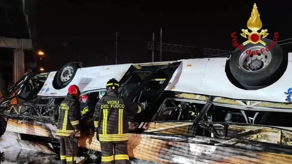 Venice bus crash kills 21 people, including at least 4 Ukrainians
