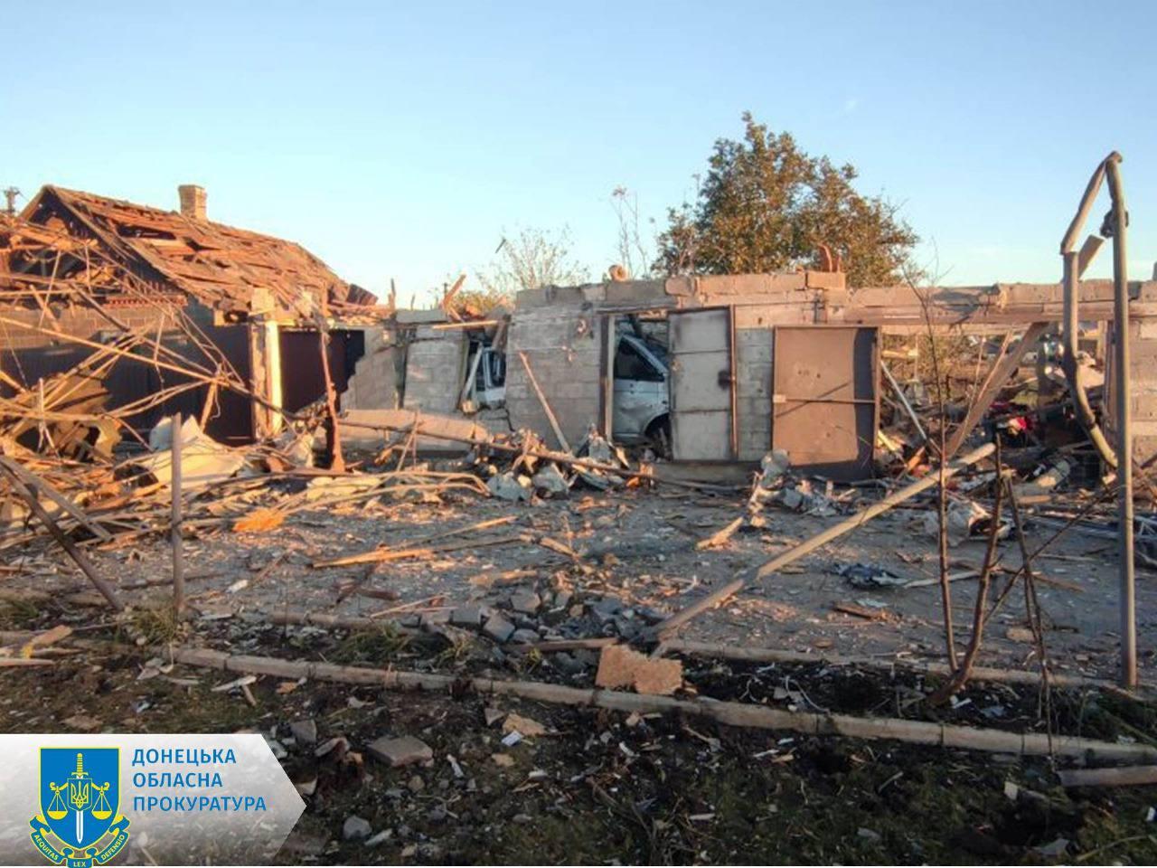 Russian strikes on Donetsk Oblast kill 2, including child, injure 7