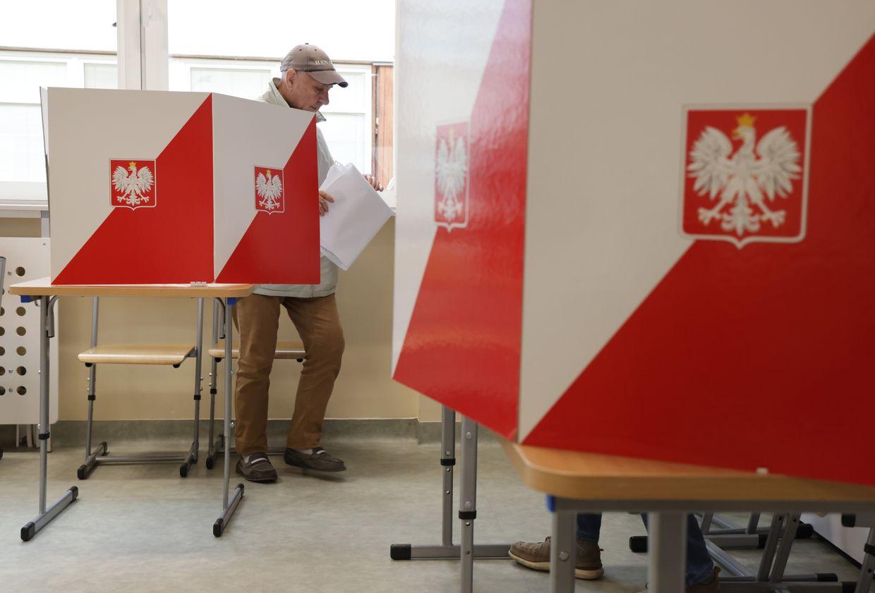 Voting underway in Poland with high stakes for Ukraine