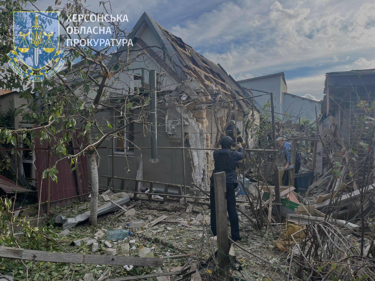 Prosecutors: Russian shelling injures 5 in Kherson