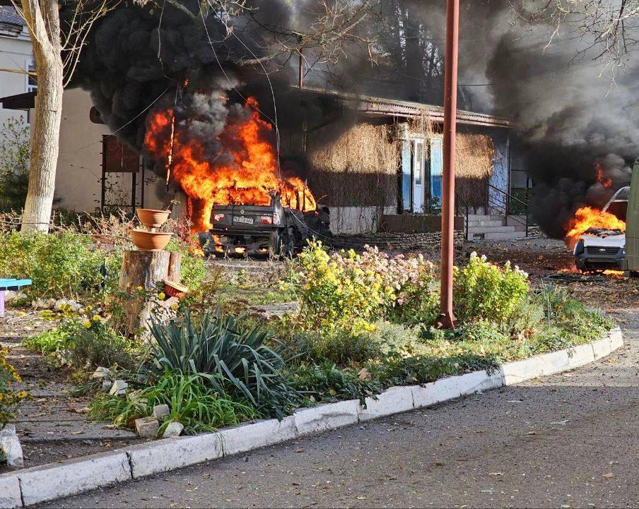 Update: 2 killed, 10 injured in Russian shelling of Kherson