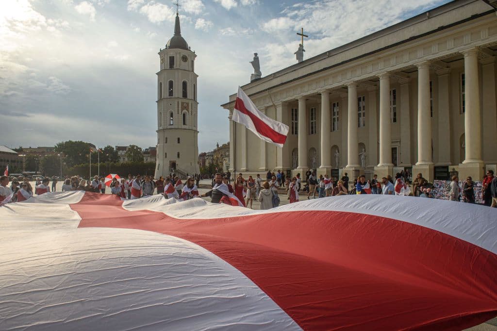 New Belarusian poetry collection explores revolution, exile, war