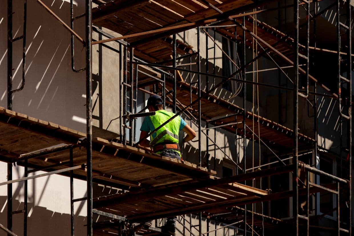 National Bank: Ukrainian businesses report more pessimistic outlook due to labor shortages