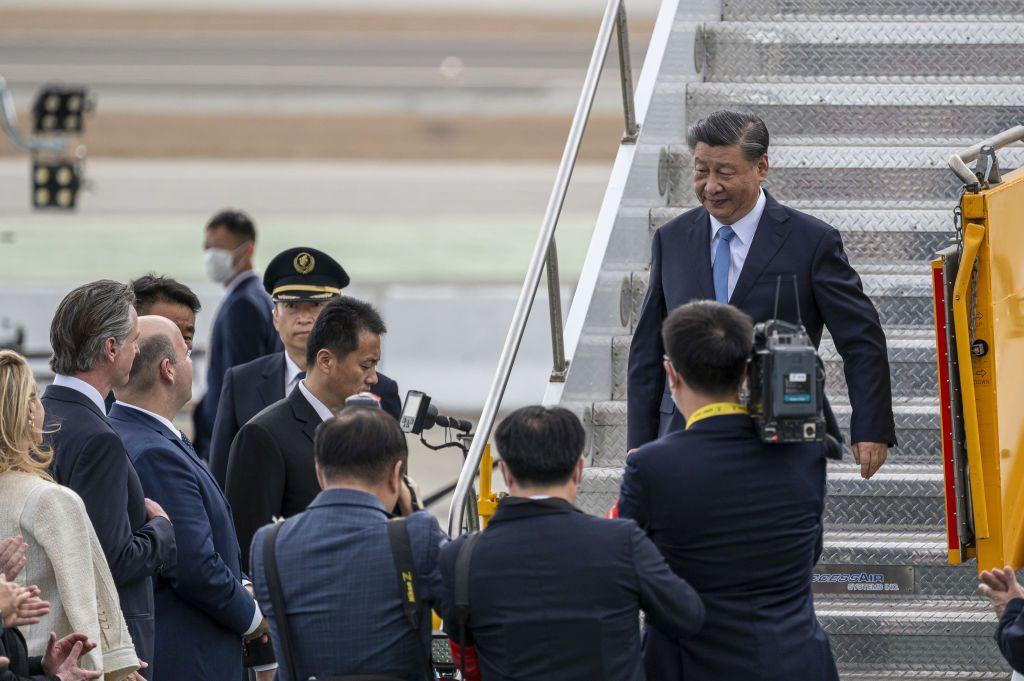 Xi Jinping arrives in US for Asia-Pacific Economic Cooperation summit