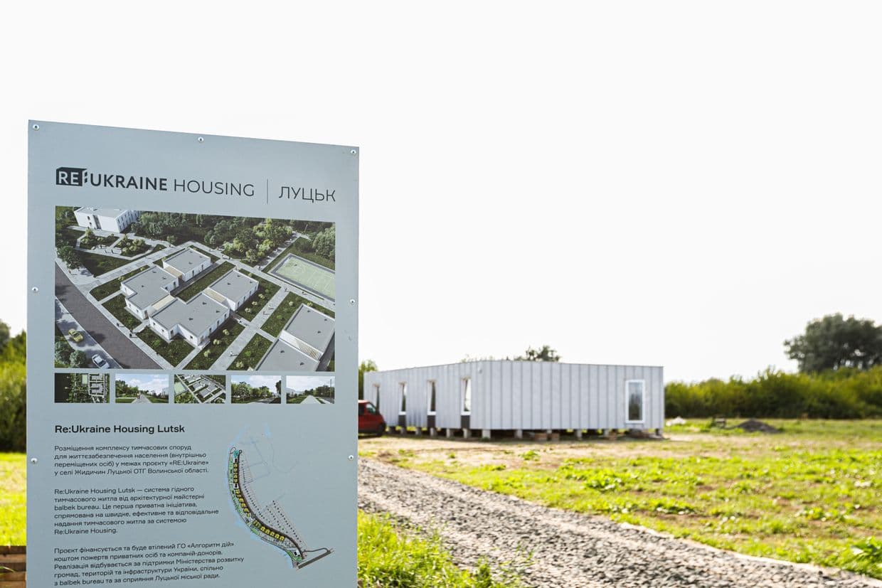 Architects short of government support, not ideas to house refugees