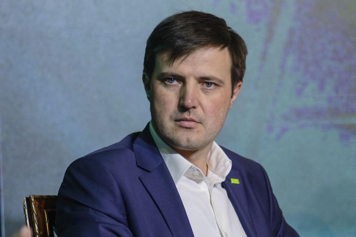 Official: Ukraine asks Poland to open additional checkpoints for empty cargo vehicles
