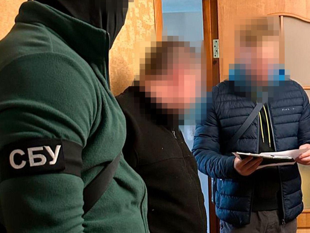 SBU detains man suspected of spying on military airfields