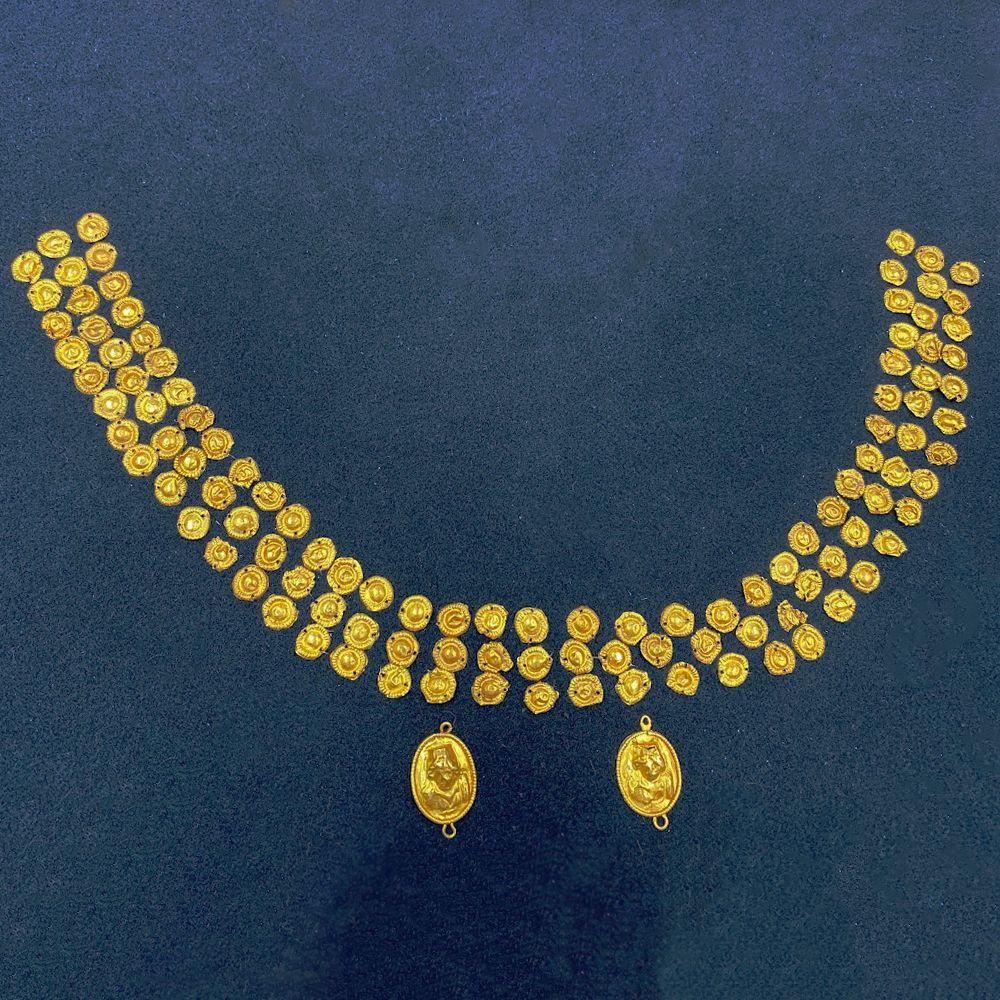 Scythian artifacts from occupied Crimea returned to Ukraine from Netherlands