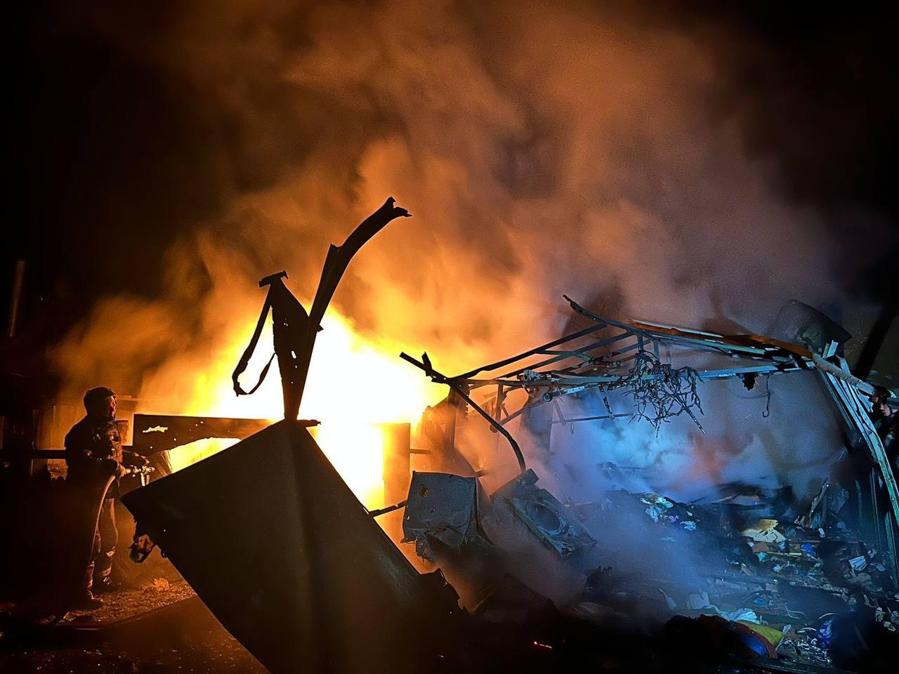 Russian attacks kill 3, injure 4 over past day