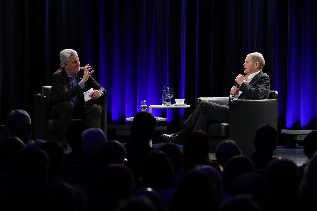 Scholz: Negotiations with Putin possible if Russia withdraws troops