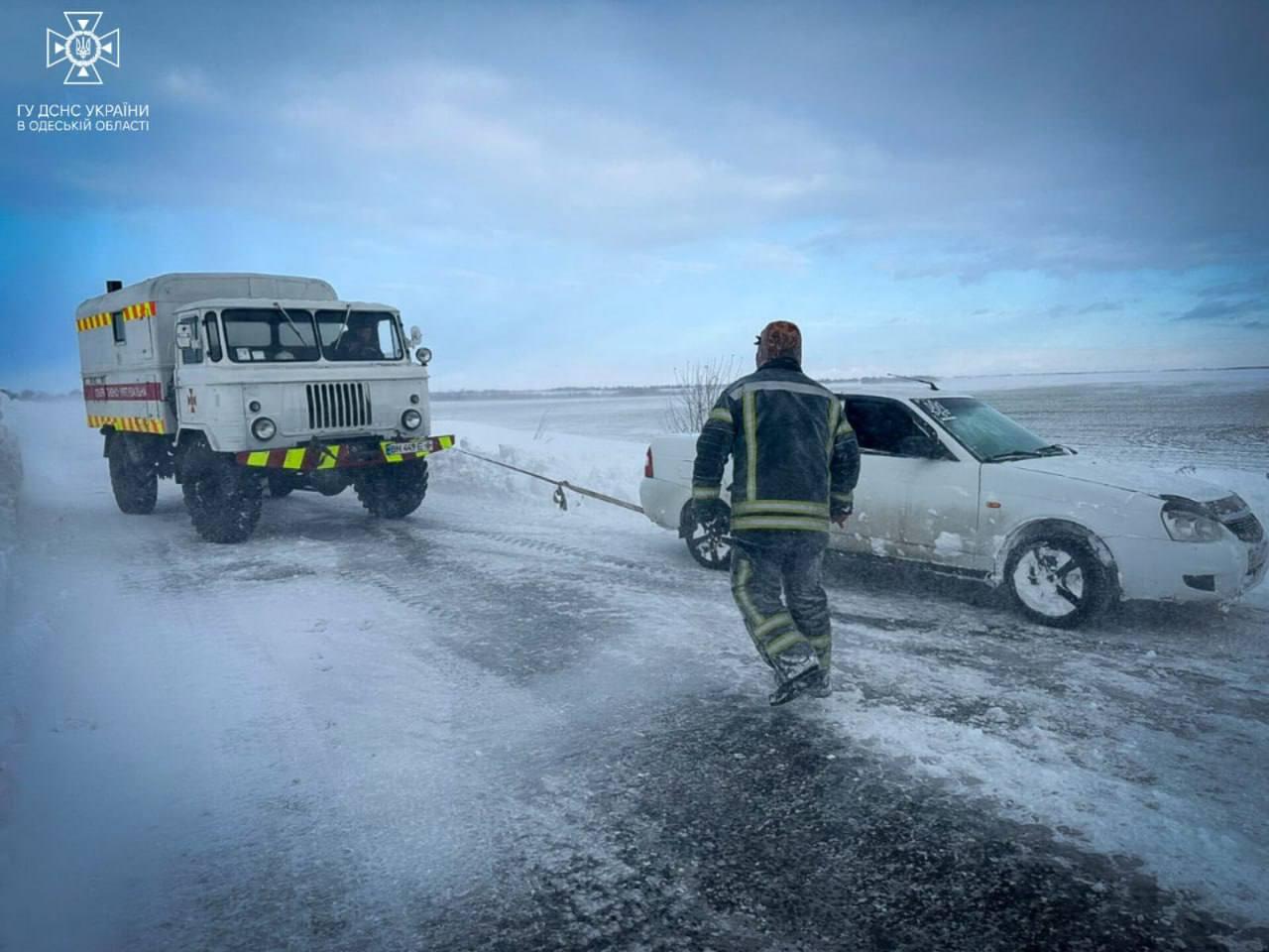 Update: 10 people dead, 23 injured due to severe weather in Ukraine