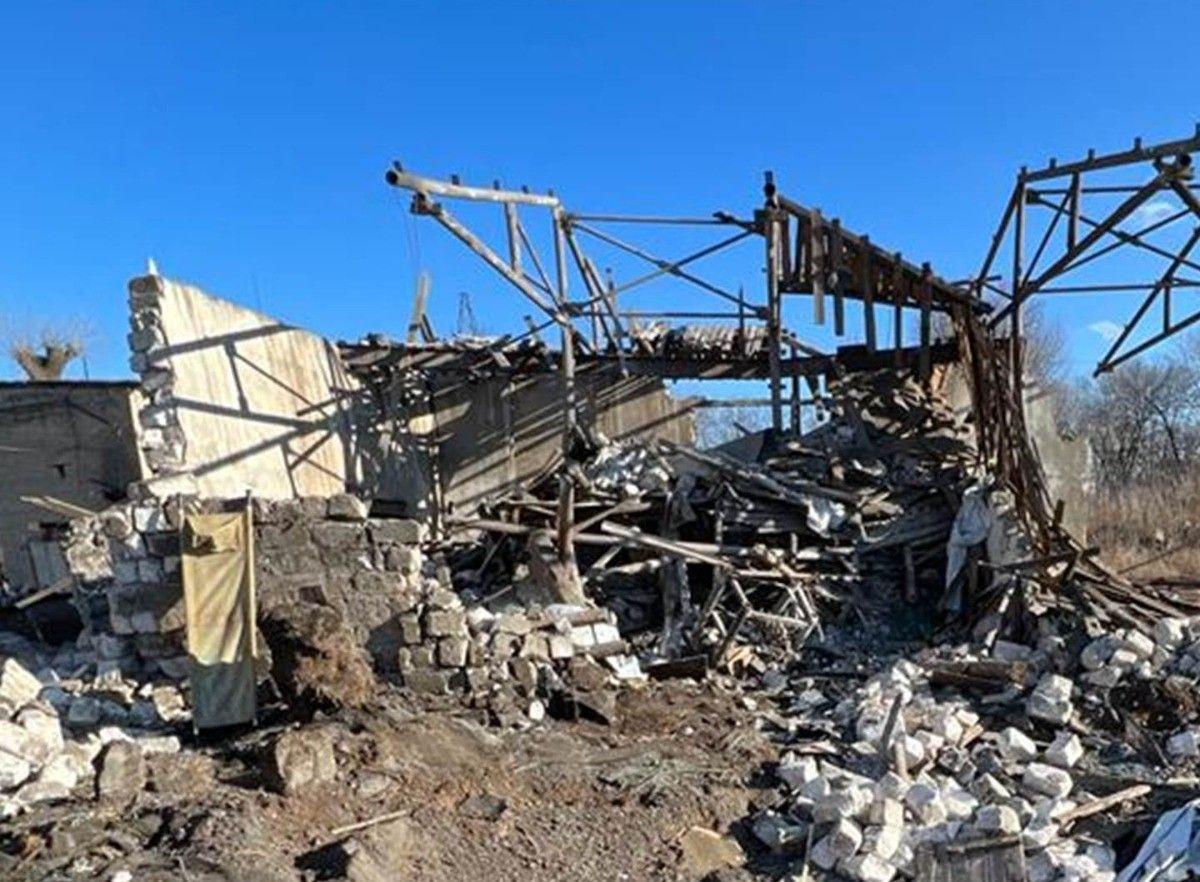 Russian air strike on Toretsk in Donetsk Oblast injures 4