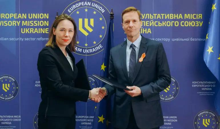 The Netherlands to provide $8.6 million to support law enforcement in liberated territories