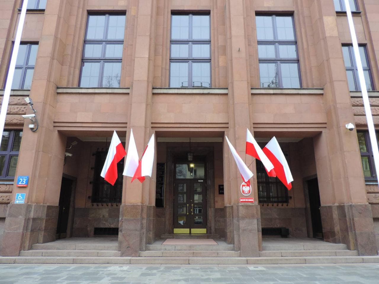 Polish Foreign Ministry summons Russian charge d'affaires over missile incident
