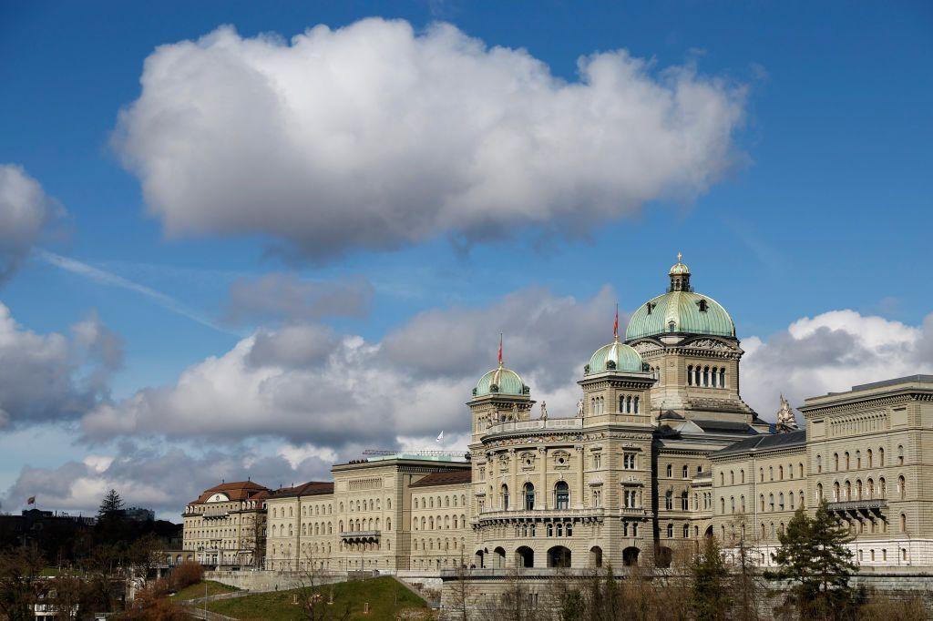 Switzerland joins EU in expanding sanctions against Russia