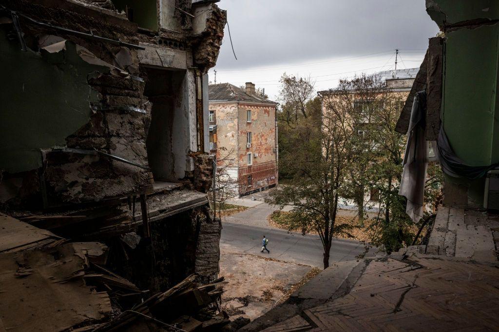 Official: 5 civilians wounded by Russian shelling in Kherson