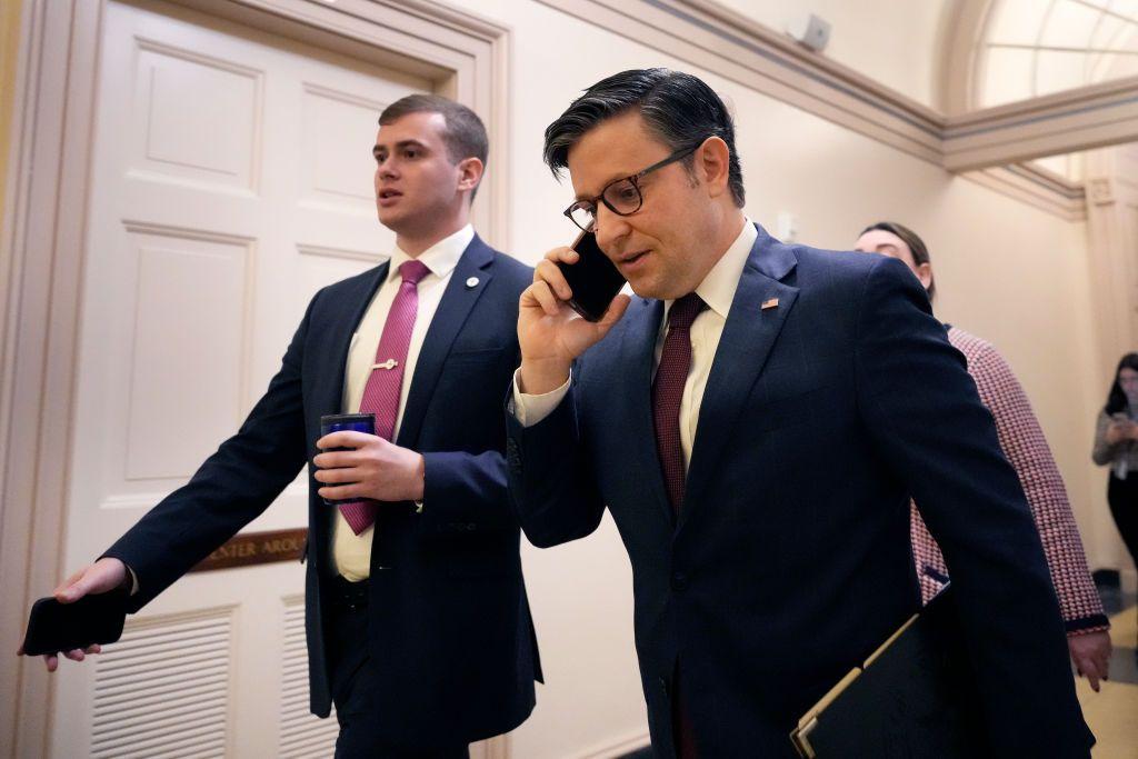 Congress gridlocked one day before holiday break without Ukraine deal