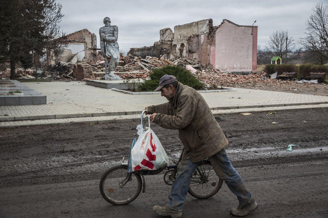 Ukraine war latest: Putin to visit Saudi Arabia, UAE; Qatar announces return of 6 Ukrainian children from Russia