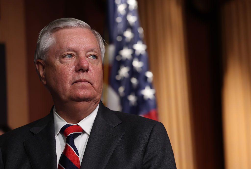 Senator: Congress 'not anywhere close' to deal on Ukraine aid