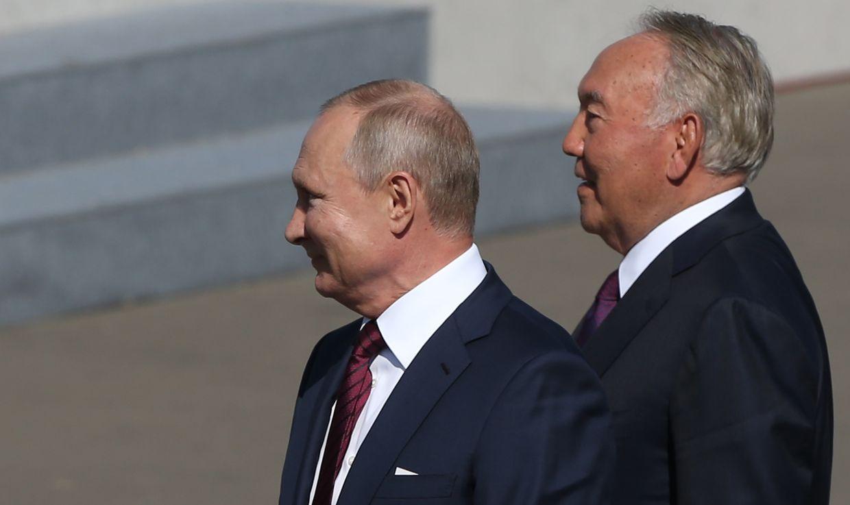 Putin holds 'private' talks with Kazakhstan's ex-president