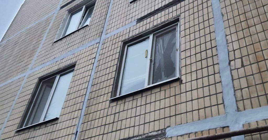 Russian attacks on Dnipropetrovsk Oblast's Nikopol injure woman