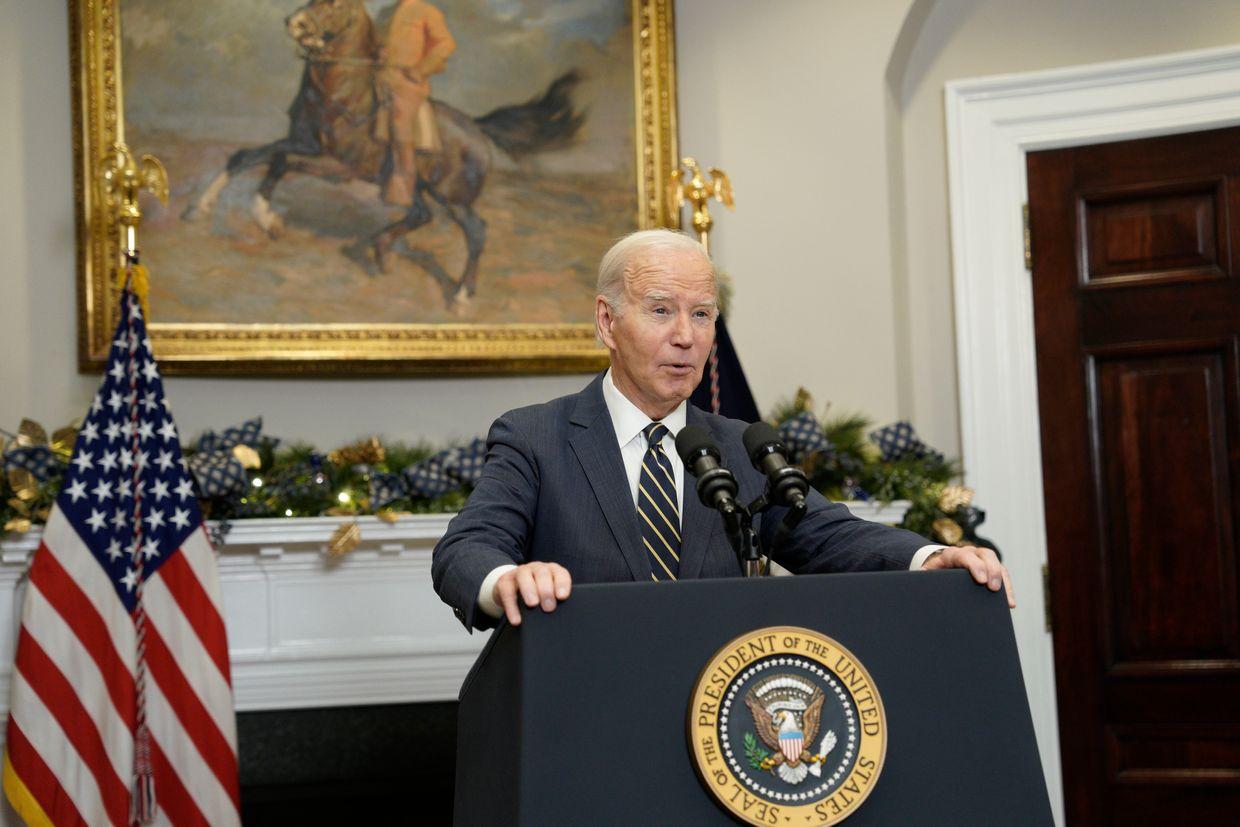 Biden administration strengthens sanctions on Russia, target financial backers of war effort
