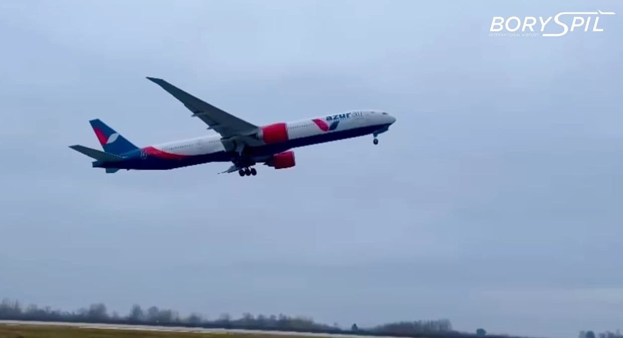 Airliner takes off from Kyiv to Europe for technical transfer