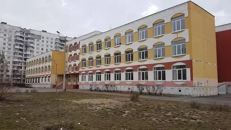 School shooting in Russia's Bryansk results in 2 dead, 5 injured
