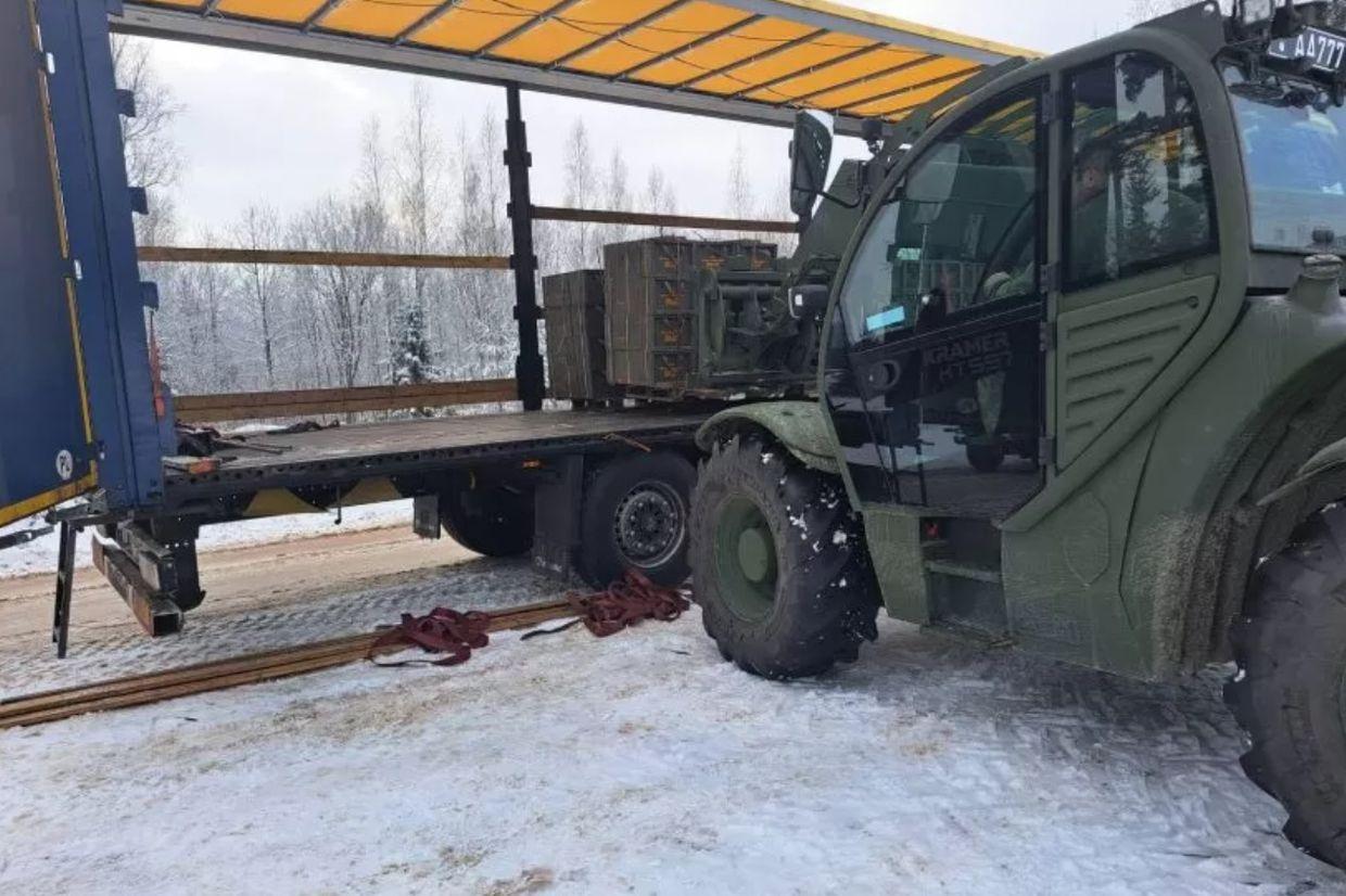 Lithuania hands over munitions to Ukraine in latest aid delivery