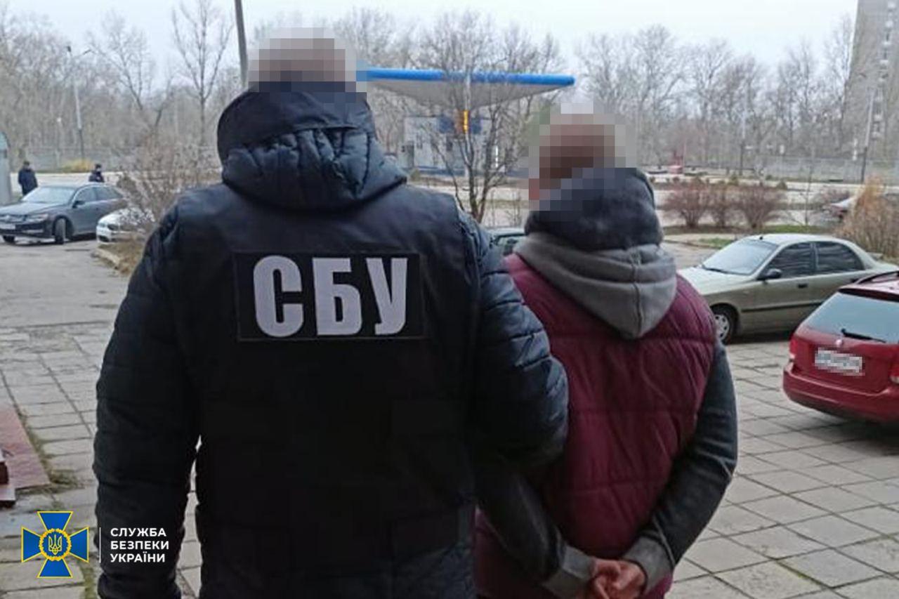 SBU detains spy accused of directing Russian strikes on Zaporizhzhia