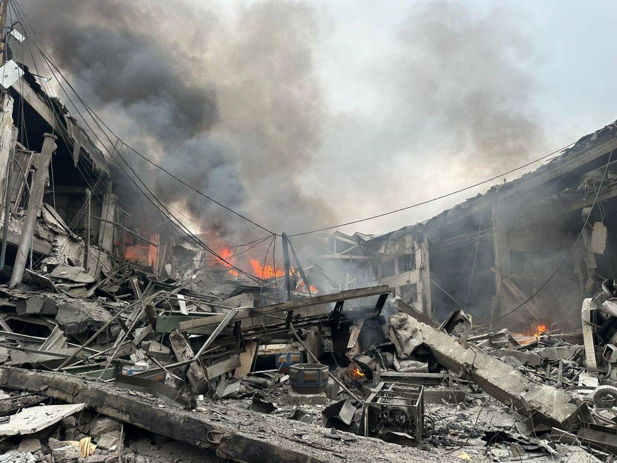 Governor: 4 killed, 10 injured in Russian missile attack on Zaporizhzhia