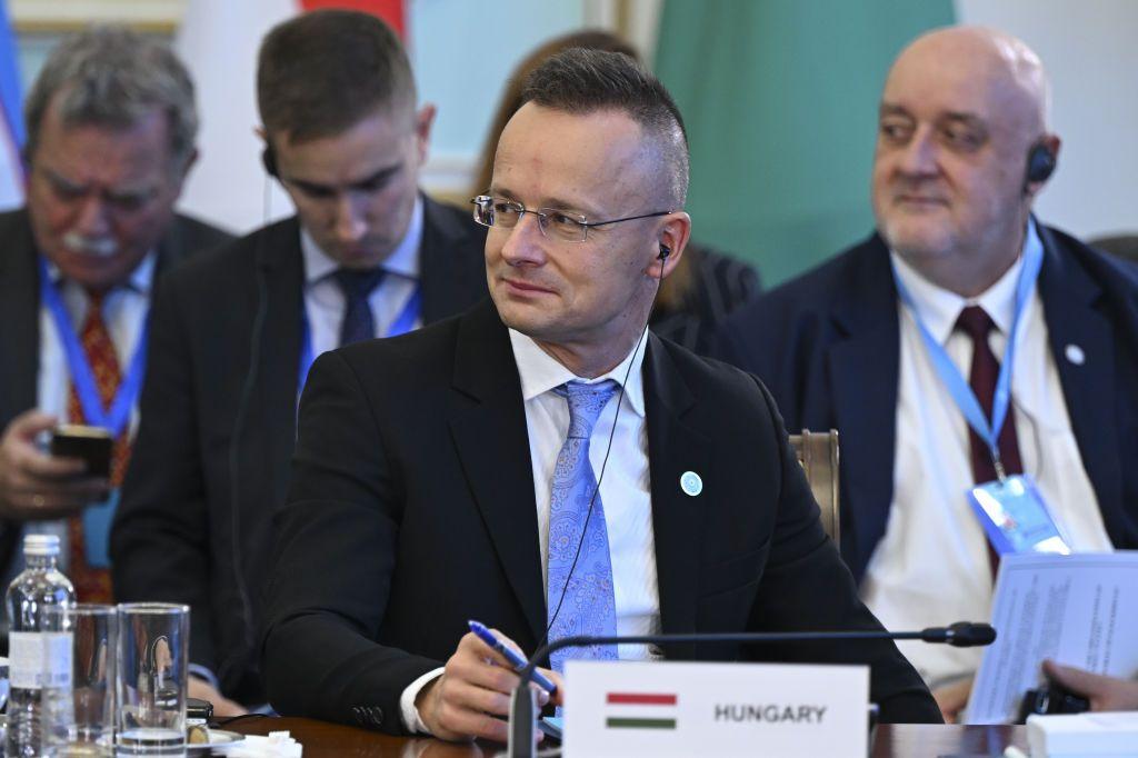 Ukraine's sanctions on Russia's Lukoil halting oil deliveries to Hungary, Budapest says